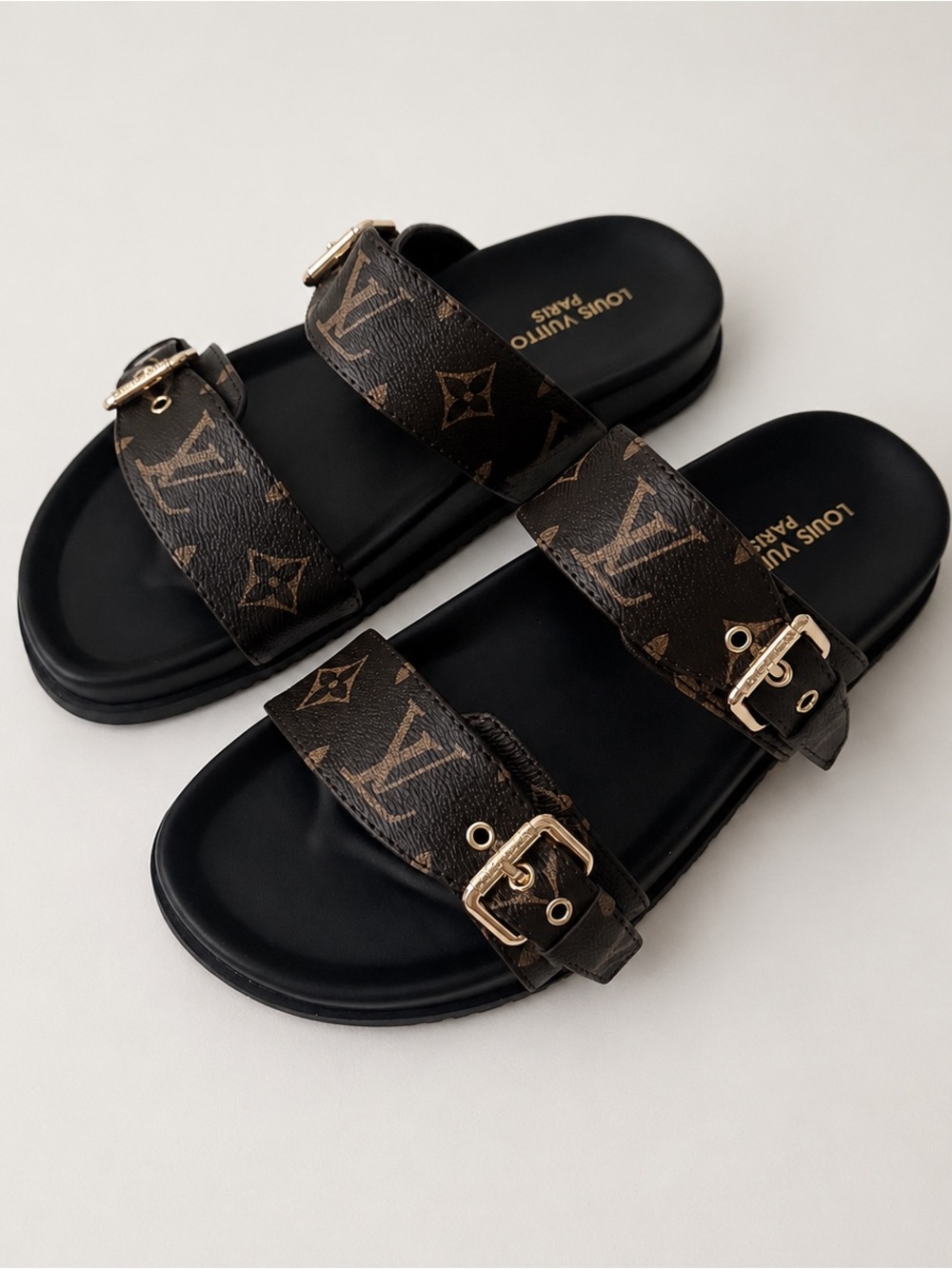LABOR WKEND SALE 🤎 Lv double strap sandals - Picture 2 of 3